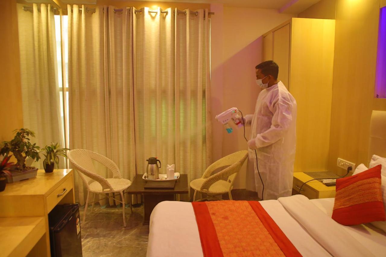 Hotel Shelton New Delhi Buitenkant foto