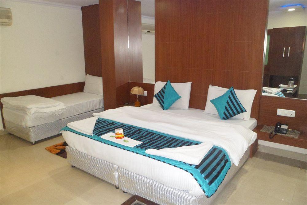 Hotel Shelton New Delhi Buitenkant foto